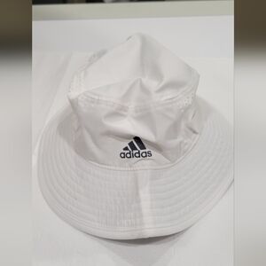 Adidas Aeroready sun hat